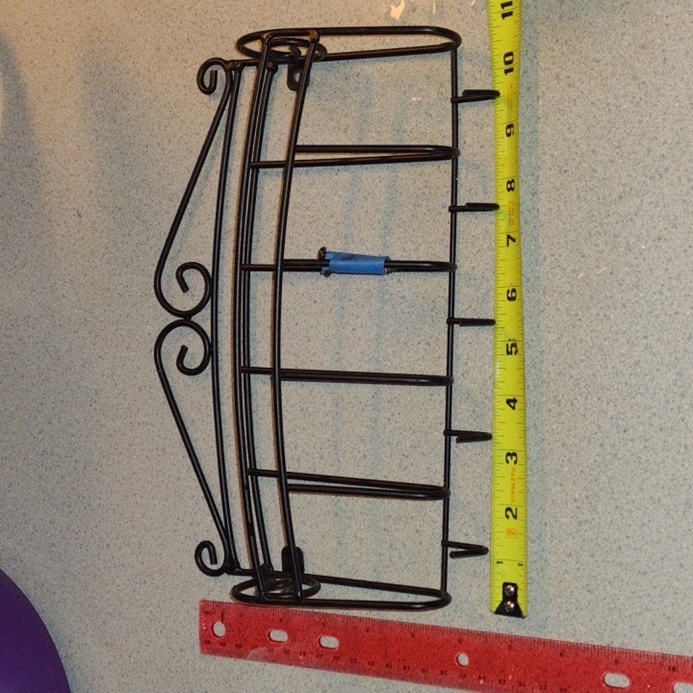 5 hook mail holder